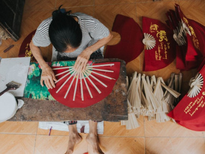 Traditional fan making