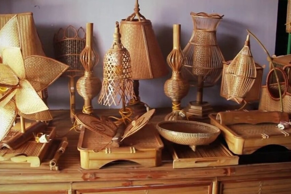 Nha Xa Silk & Ngoc Dong Rattan