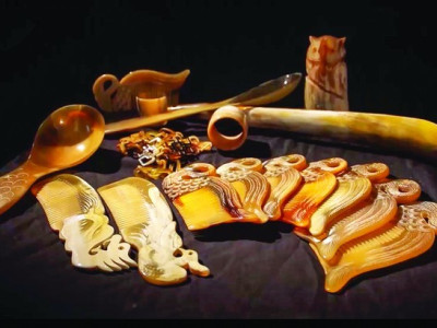 The Art of Horn and Wood Carving